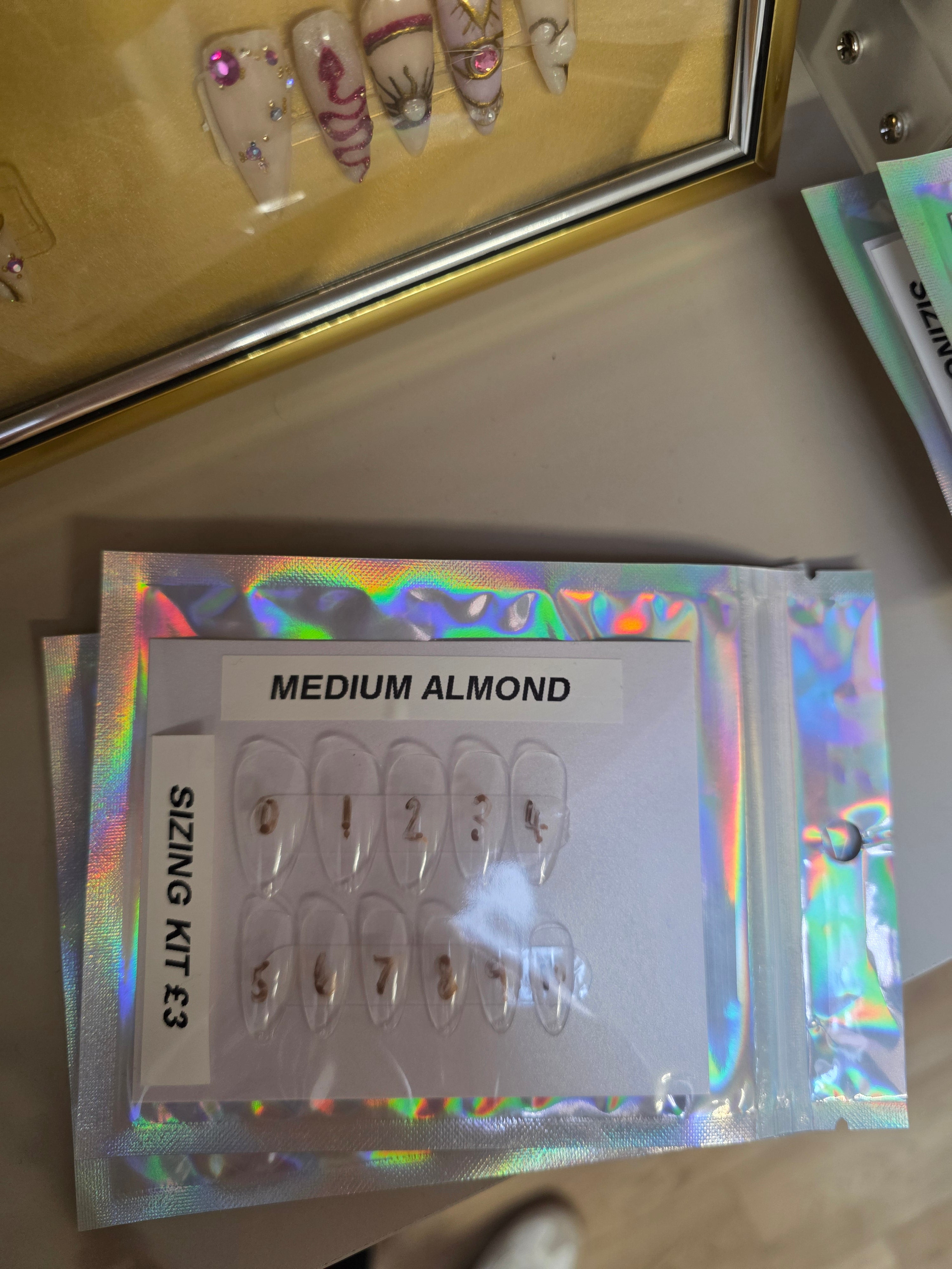 Medium Almond Sizing kit