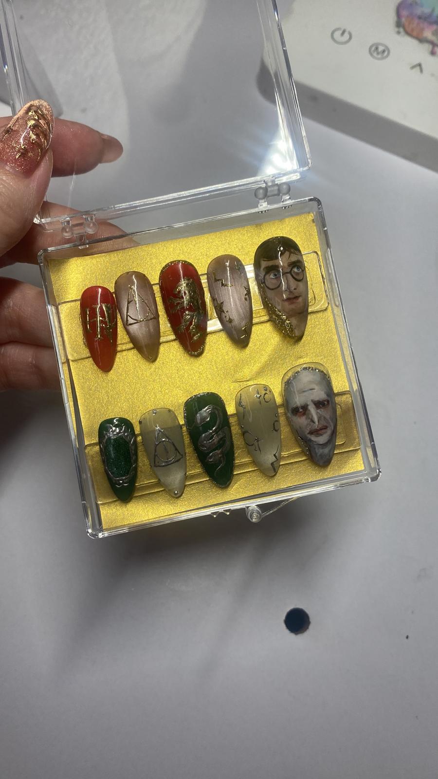 Harry Potter press on nails